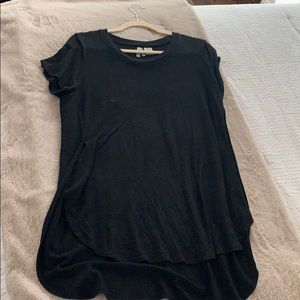 Black long T-shirt style.